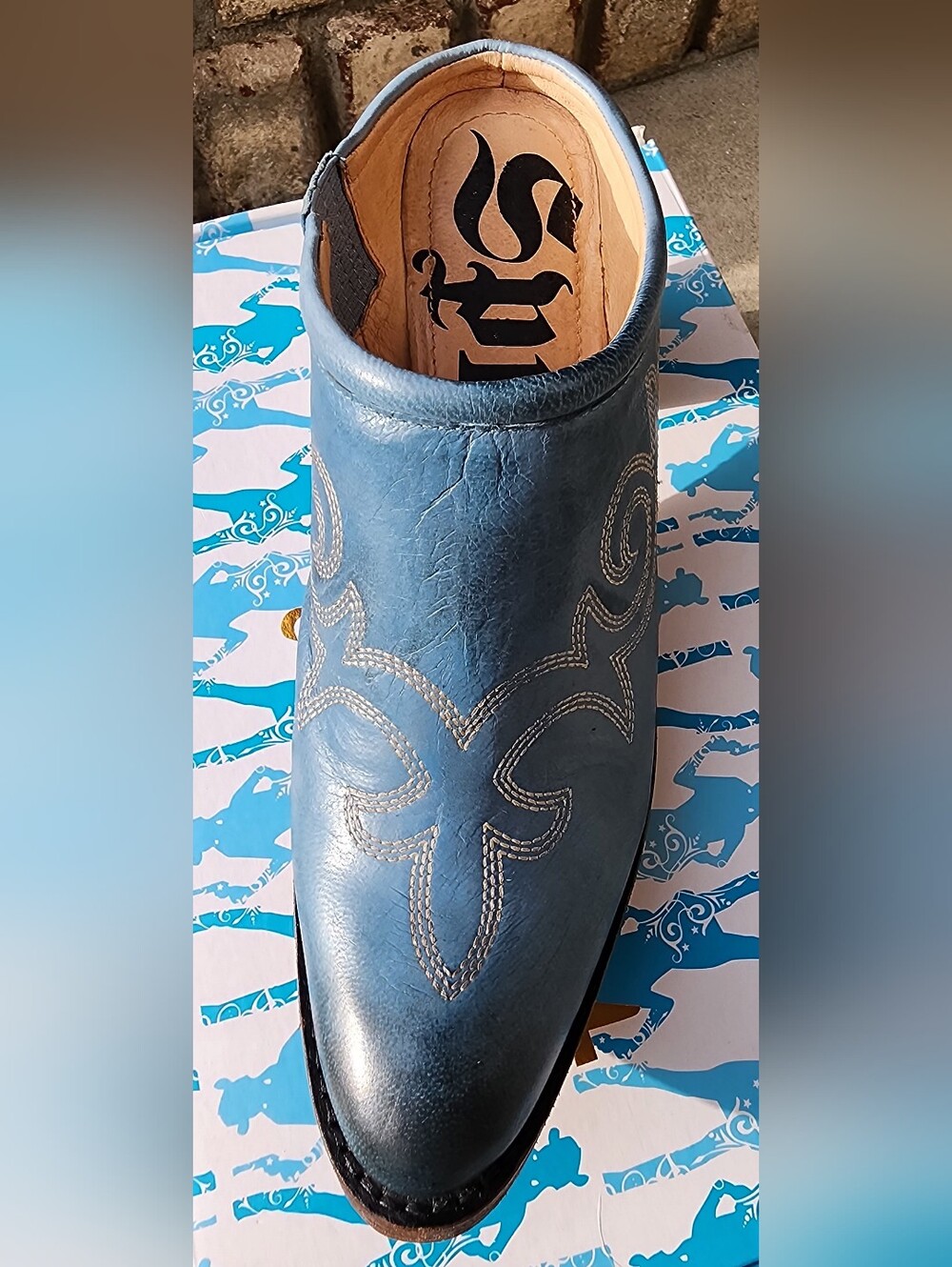 Lucchese Mules - Picture 9 of 10
